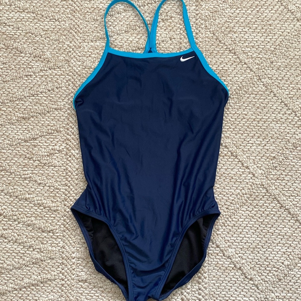 Nike | One piece swimsuit size WMS 14